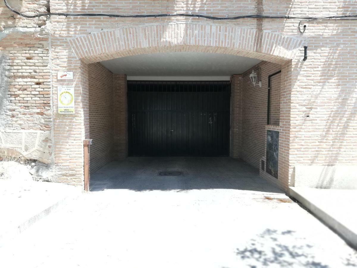 Apto El Clavo-Con Parking Gratis Toledo Eksteriør billede