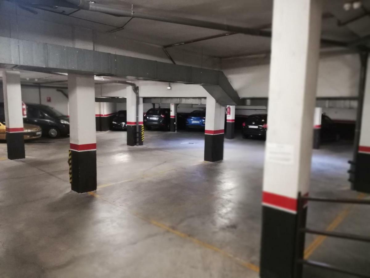 Apto El Clavo-Con Parking Gratis Toledo Eksteriør billede